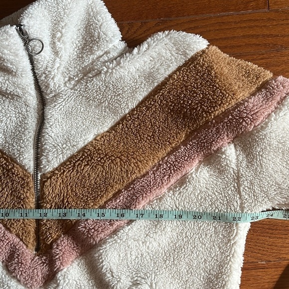 Abercrombie & Fitch | Pink & Brown Chevron Sherpa Quarter Zip Pullover Medium - Picture 8 of 9